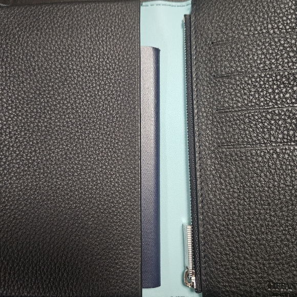 Tiffany Wallet - Picture 10 of 10